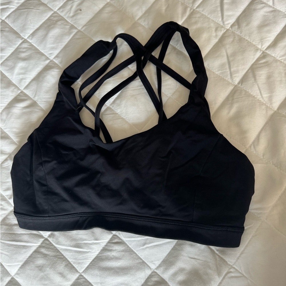 Lululemon. Size 6. Black